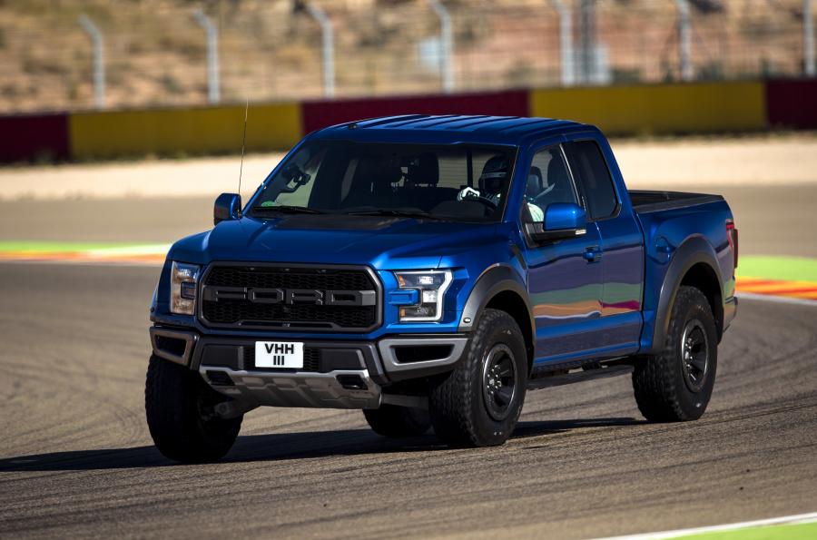  Ford F-150 Raptor 2016 года  (фото 11 из 39)